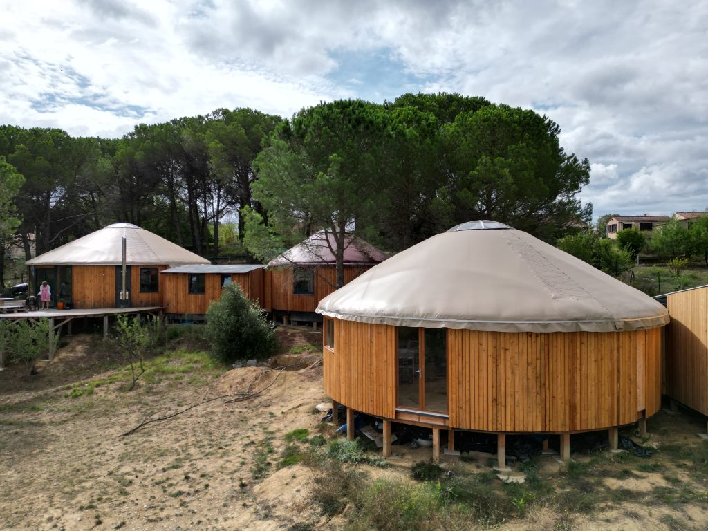 Yourte en bois - Nouvelle génération avec permis de construire et toit